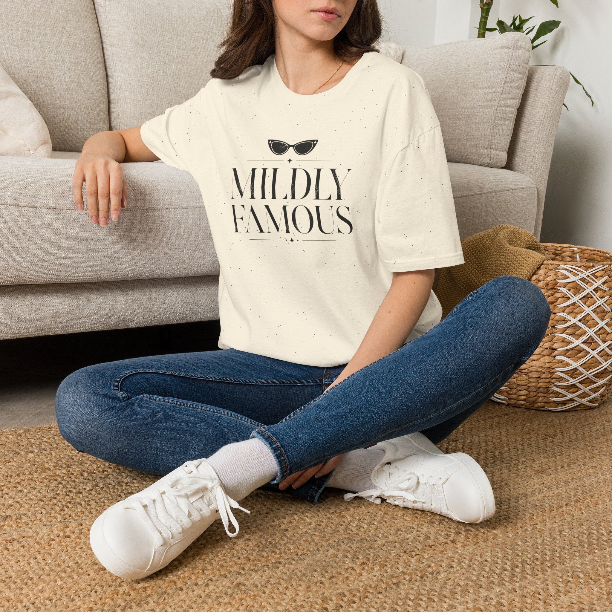 Mildly Famous - T-Shirt