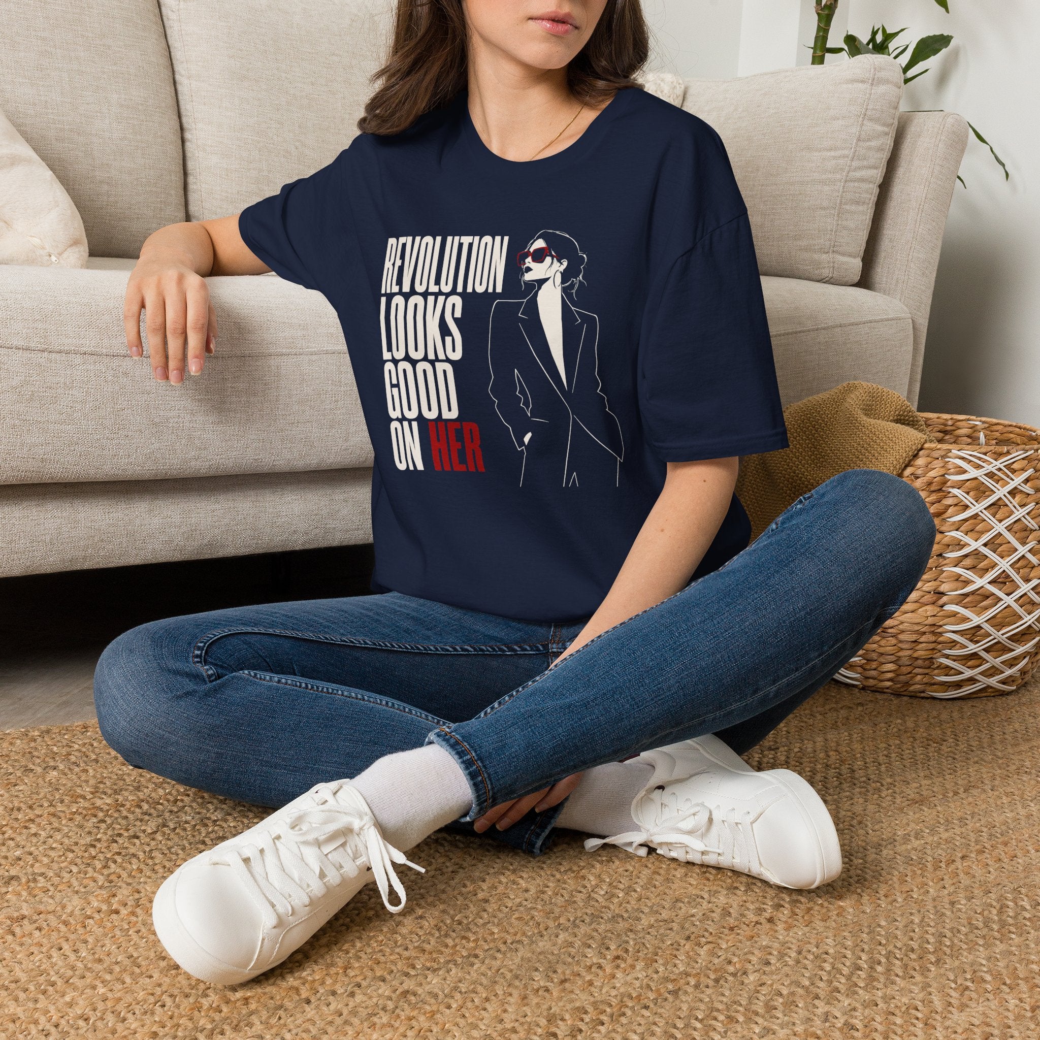Revolution Looks Good on Her - T-Shirt