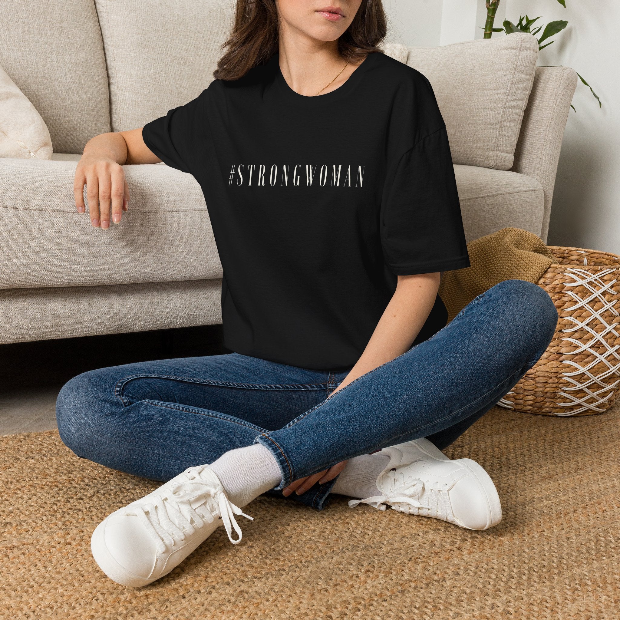 #StrongWoman - T-Shirt